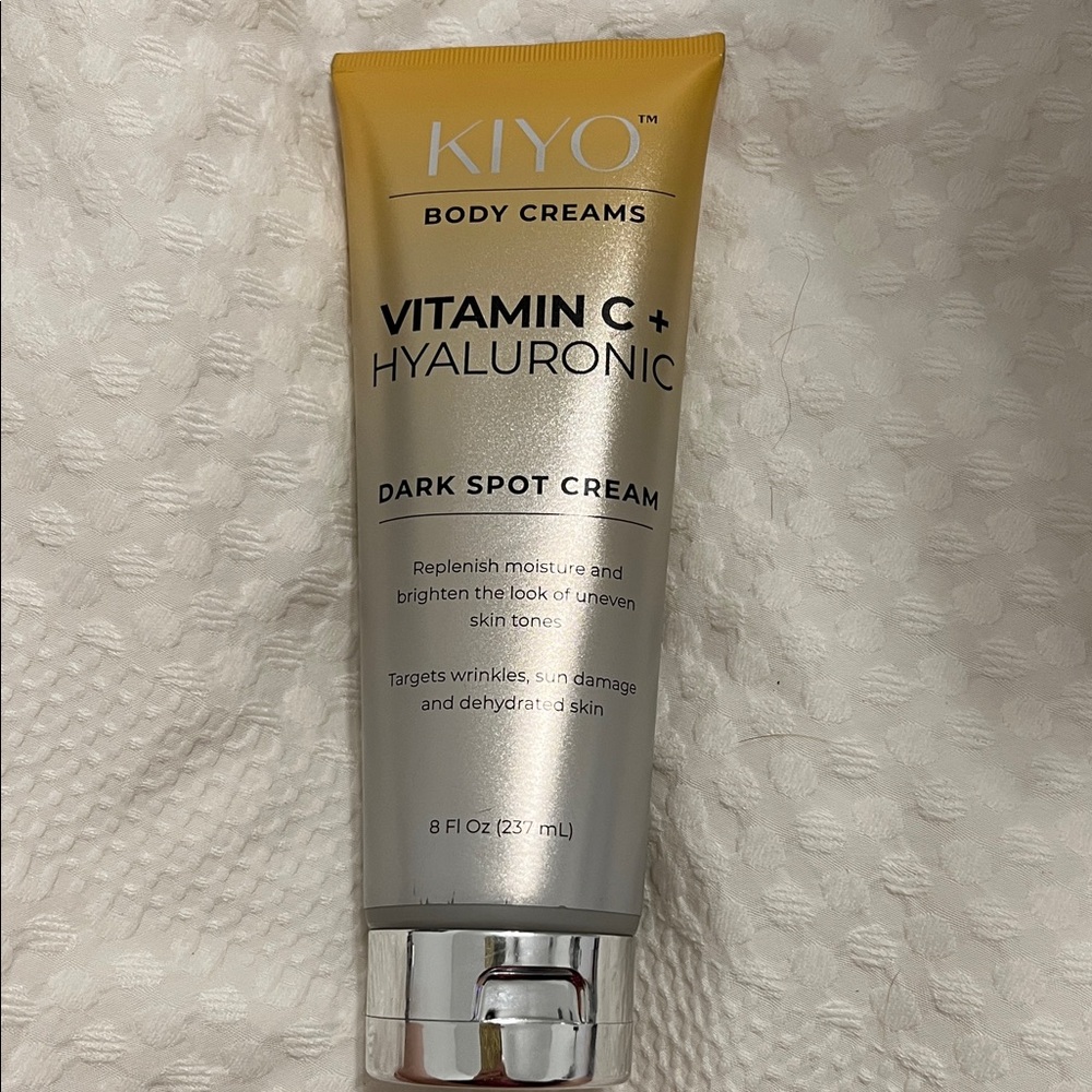 Vitamin‎ C + Hyaluronic Dark Spot Cream